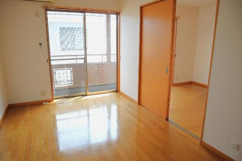 居室・リビング　リビング