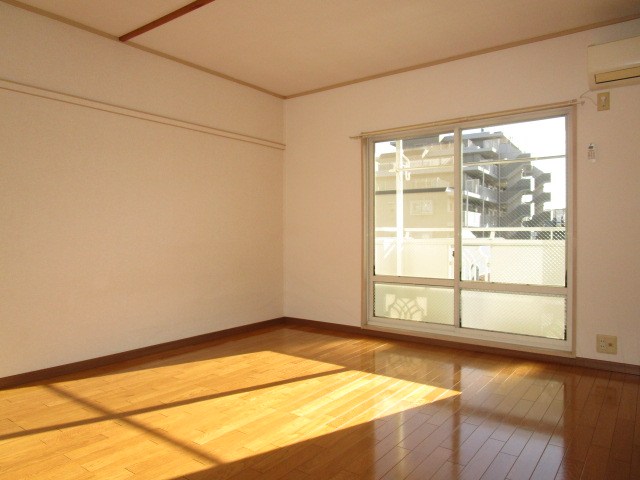 居室・リビング　洋室