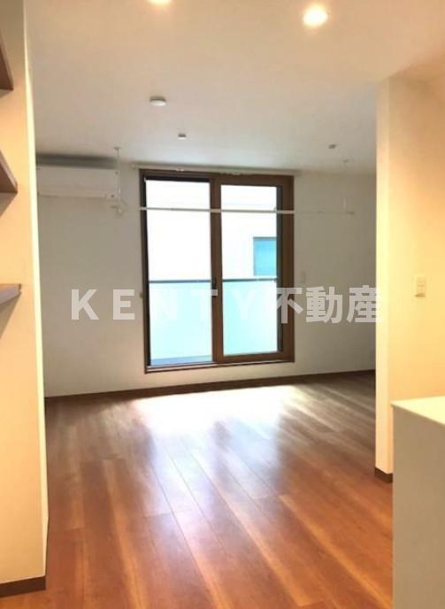 居室・リビング　ゆったり過ごせる居間です