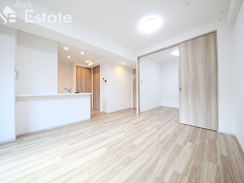 居室・リビング　内装