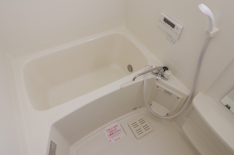 バス・シャワールーム　図面と現状に相違がある場合には現状を優先