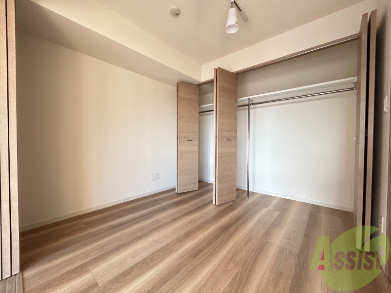 その他部屋・スペース　寝室は５．４帖になりますので洋室と同部屋になります。