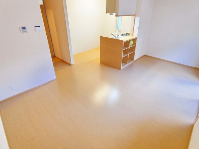 居室・リビング　☆横長のリビングです