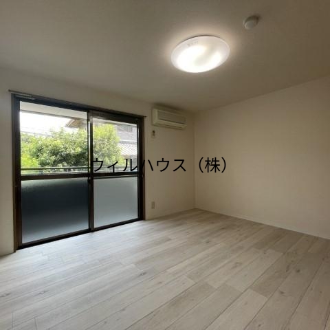 居室・リビング　フローリング！