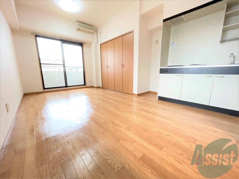 居室・リビング　９．２帖と広々としたフローリングのお部屋です。