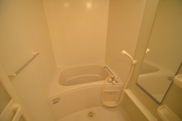 バス・シャワールーム　ユニットバスでお掃除ラクラク