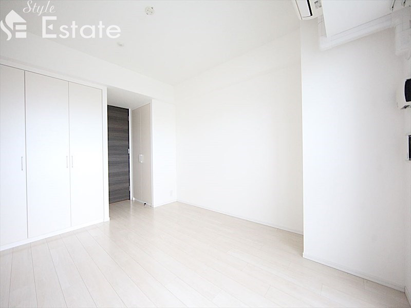 居室・リビング　内装