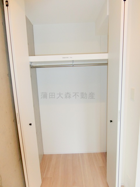 その他設備　洋室2.3帖の収納　クローゼット