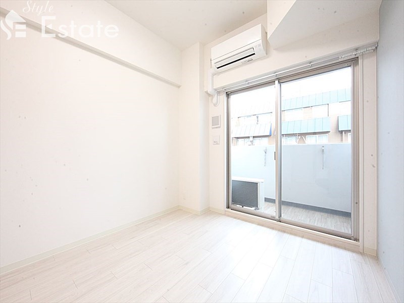 居室・リビング　内装