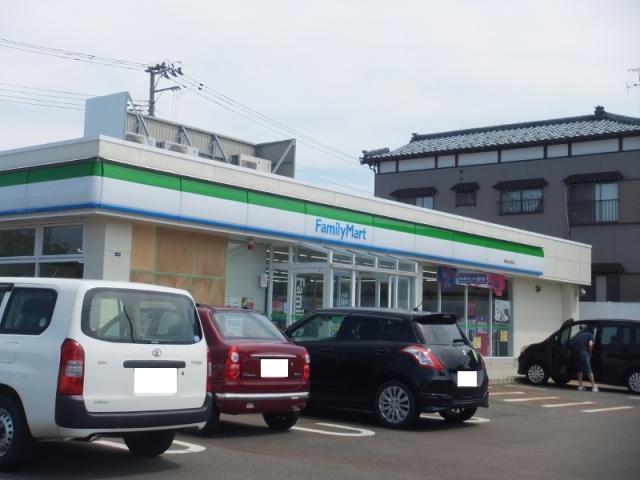 コンビニ　ファミリーマート新潟山谷町店（コンビニ）まで468m