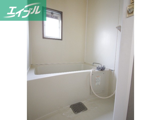 バス・シャワールーム　バスルーム