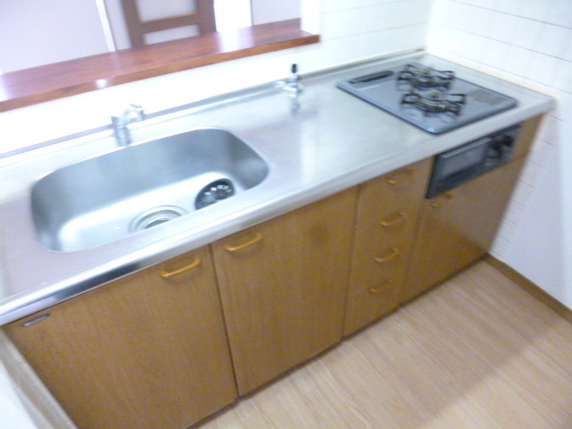 キッチン　コンロはシステムキッチンです。