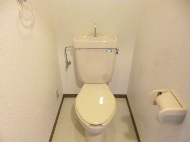 トイレ　シンプルなトイレです。