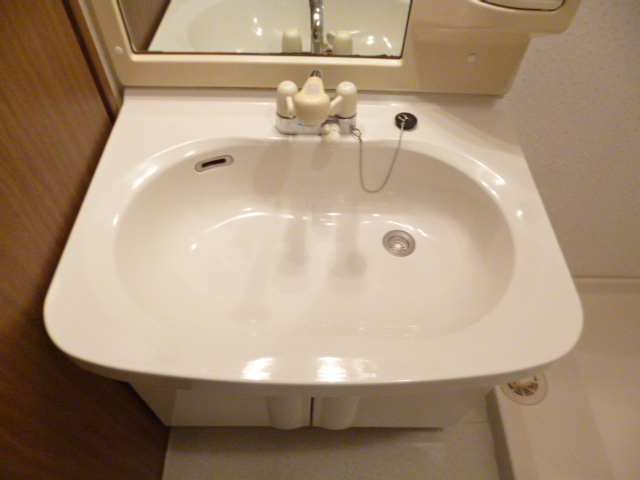 洗面設備　洗面台は独立してます。