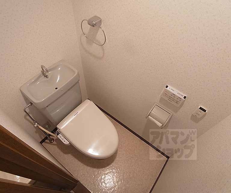 トイレ　トイレ