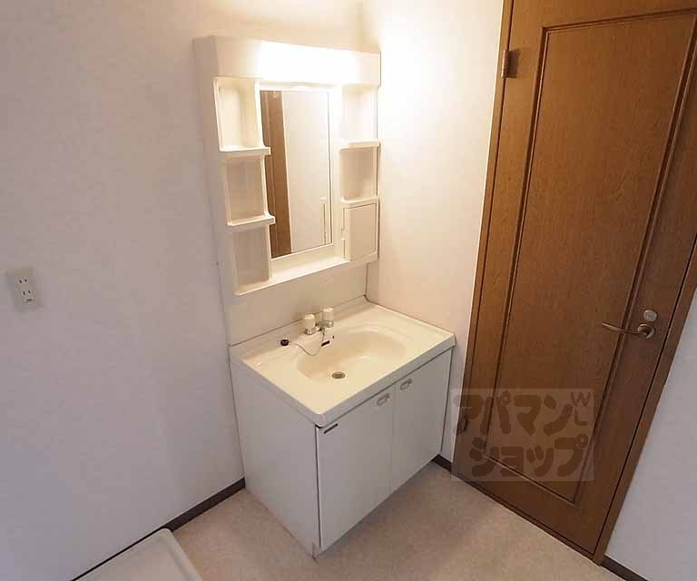 洗面設備　独立洗面台