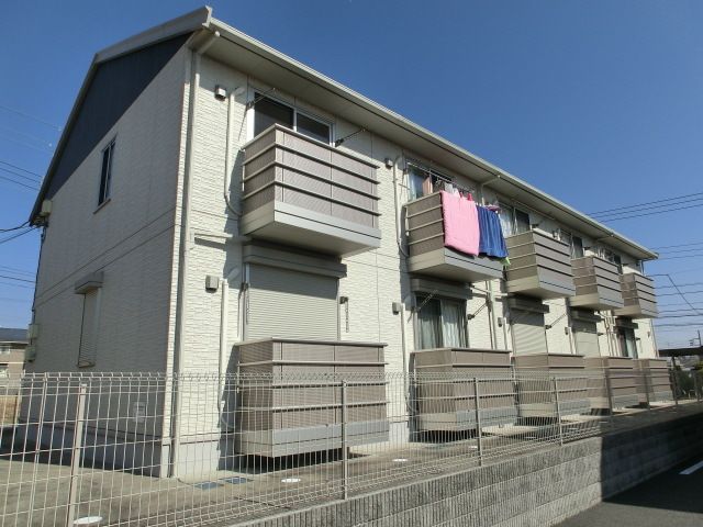 建物外観　南向きで日当り良好です。