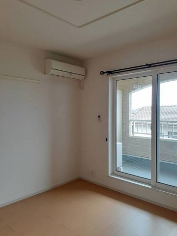 その他部屋・スペース　明るい色調の室内です