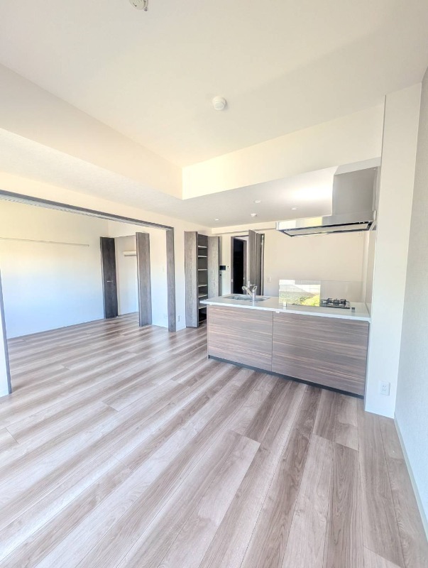 居室・リビング　※他の号室写真になります。