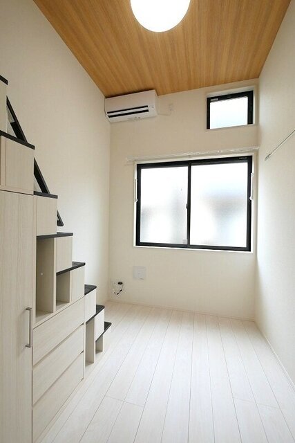 居室・リビング　※同シリーズ参考写真