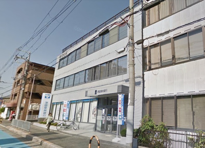 銀行　池田泉州銀行（銀行）まで345m
