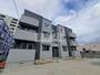 学園前駅より徒歩6分 築3年 3階建の賃貸物件