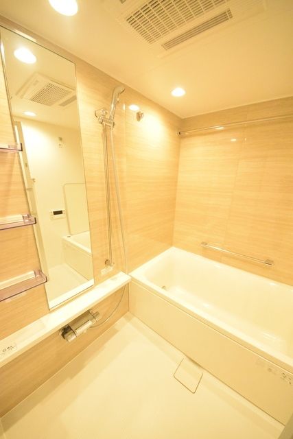 バス・シャワールーム　★お部屋探しはタウンハウジング高幡不動店まで★