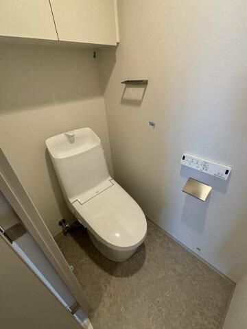 トイレ　落ち着いたトイレです