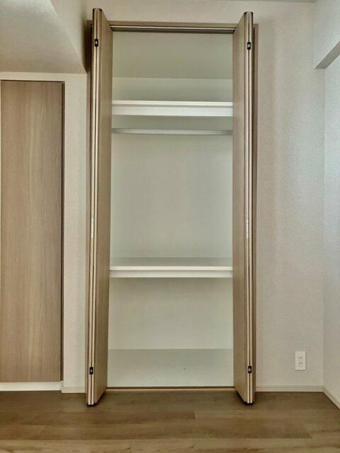 収納　別タイプ部屋　参考写真です