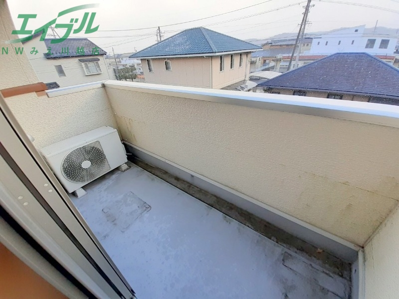 バルコニー　同型別部屋参考写真です