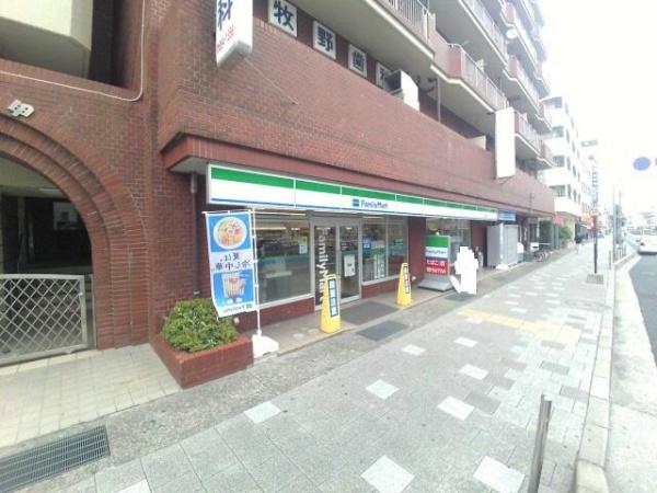 コンビニ　ファミリーマート灘桜口店（コンビニ）まで130m