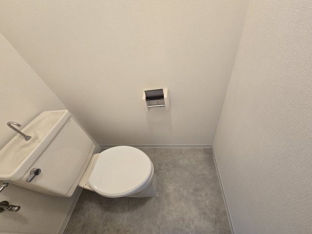 トイレ　コンパクトで使いやすいトイレです