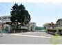 中学校　歌敷山中学校（中学校）まで818m