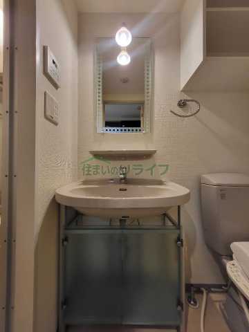 洗面設備　別部屋参考写真となります。