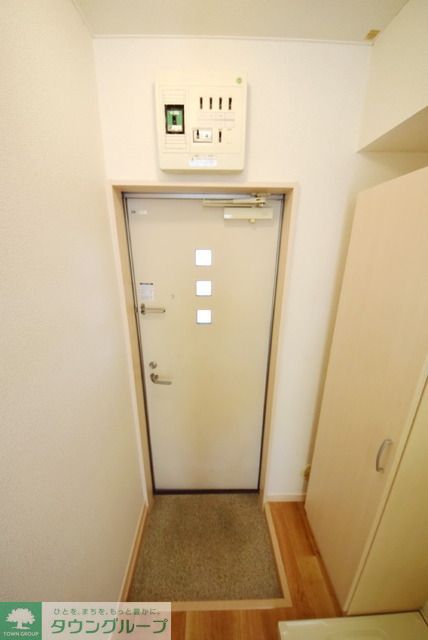 玄関　別の部屋に参考