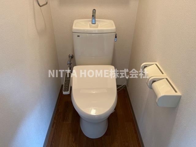 トイレ　もちろんウォシュレット付きのトイレです◎