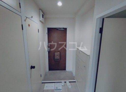 メゾンシードの玄関写真