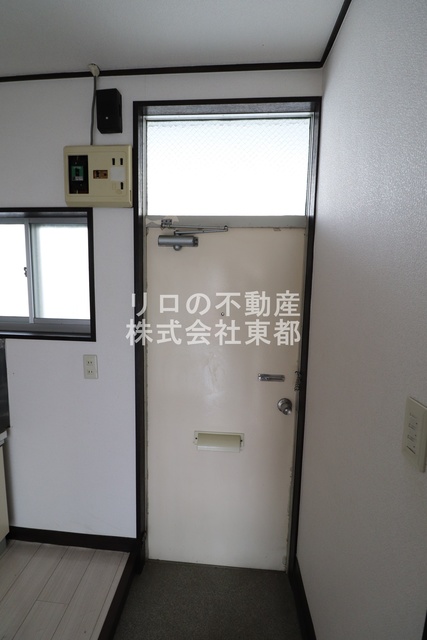 玄関　すっきりシンプルな玄関スペースです！