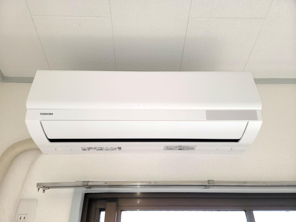 その他設備　エアコン（南側洋室6帖）