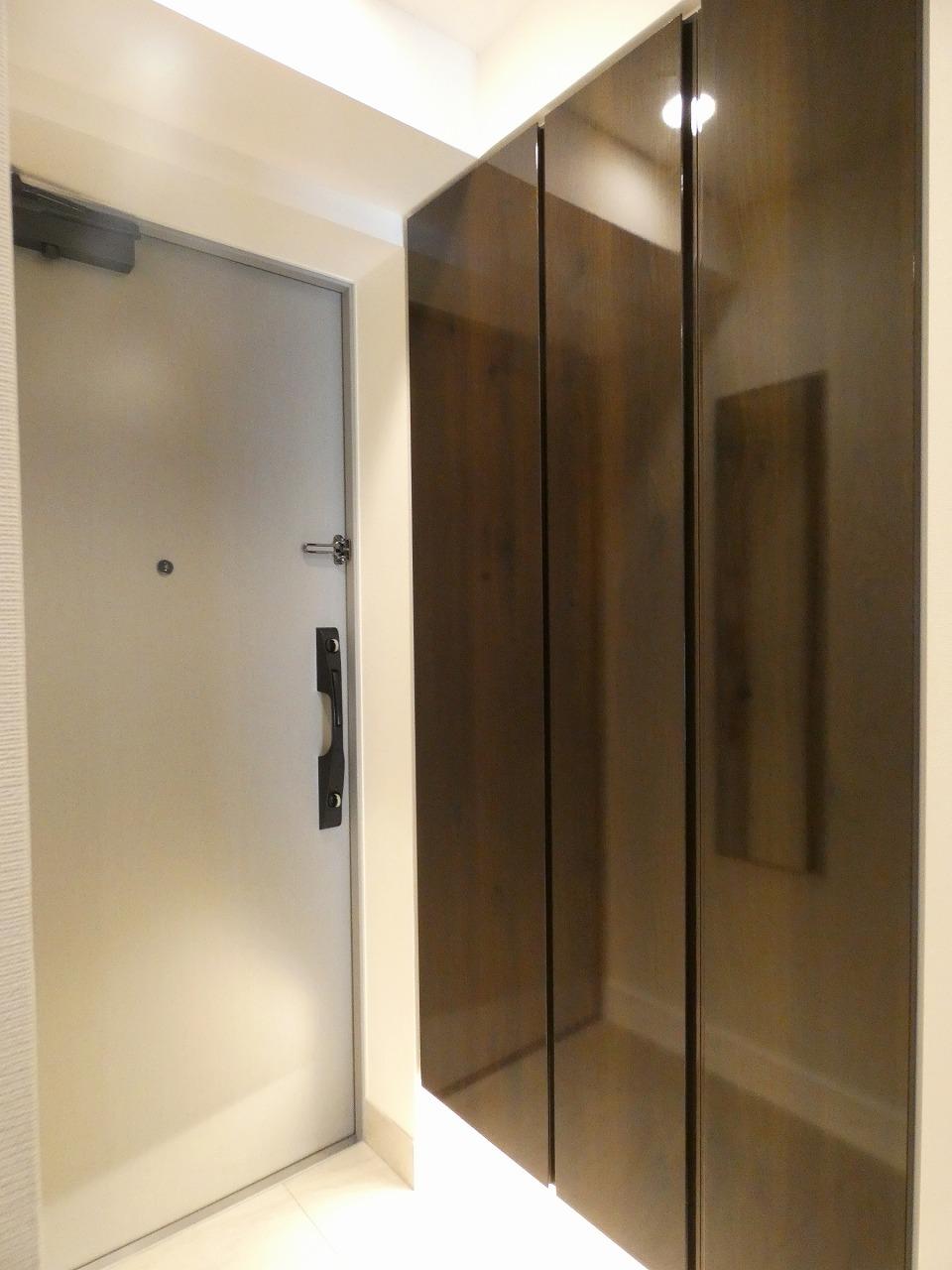 玄関　玄関