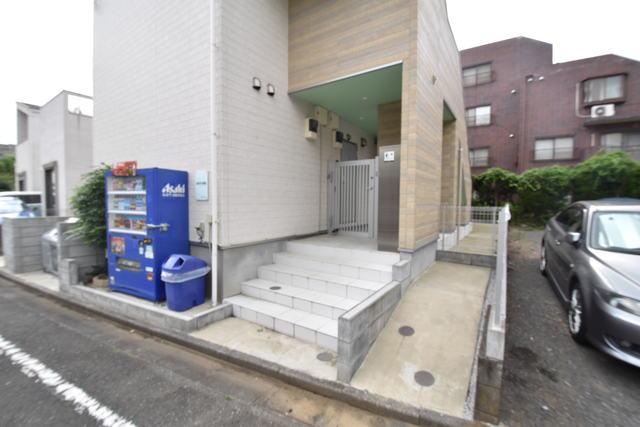 エントランス　※参考写真