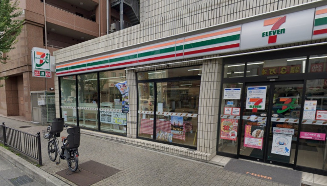 コンビニ　セブンイレブン吹田広芝町北店（コンビニ）まで210m