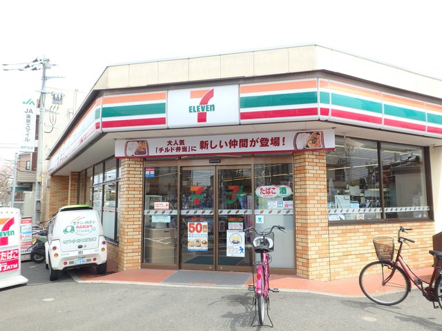 コンビニ　セブンイレブン葛飾奥戸3丁目店（コンビニ）まで307m