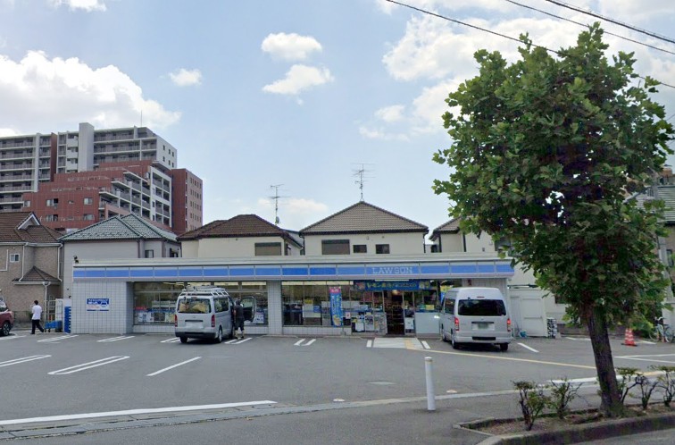 コンビニ　ローソン 戸田新曽小玉店（コンビニ）まで347m