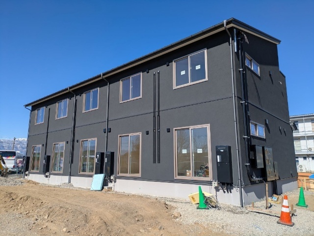 建物外観　建築現場