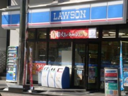 コンビニ　ローソン中野本町一丁目東店（コンビニ）まで58m