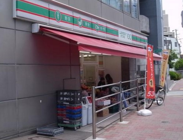 コンビニ　ローソンストア100中野中央店（コンビニ）まで142m