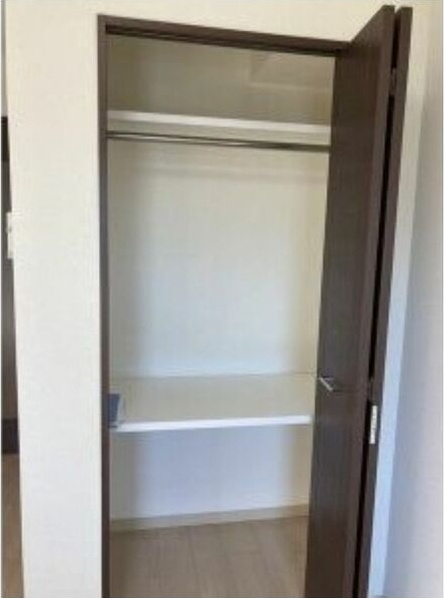 収納　※写真は同じマンションの違う部屋のものになります。