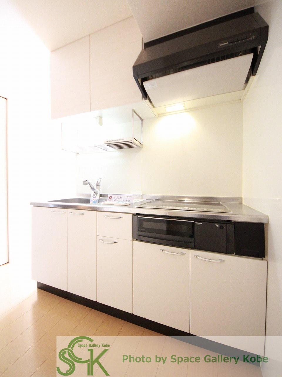キッチン　※お部屋により仕様が異なる場合があります。