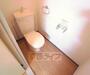 トイレ　広めのトイレ可愛いフォルムの便器です